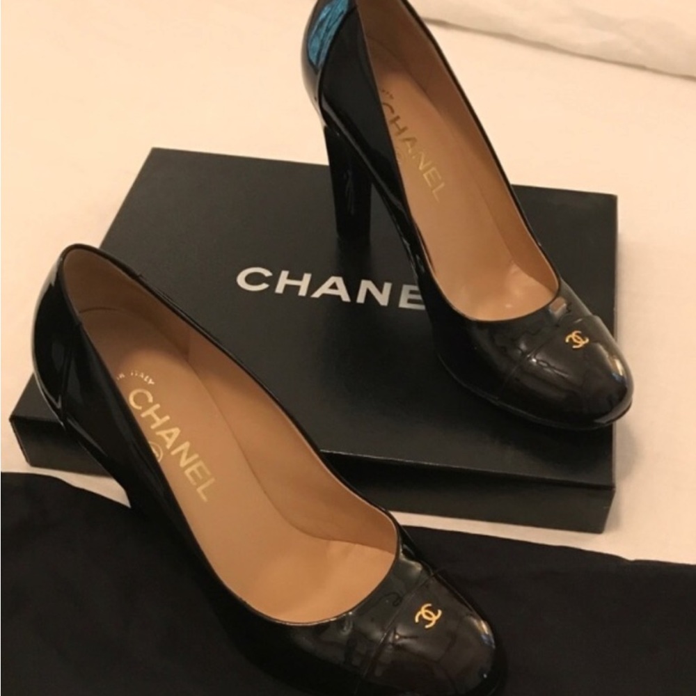 Chanel pumps